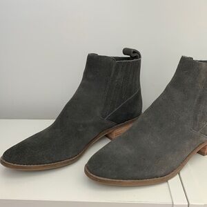 Dolce Vita Suede Booties, Dark gray, size 9.5